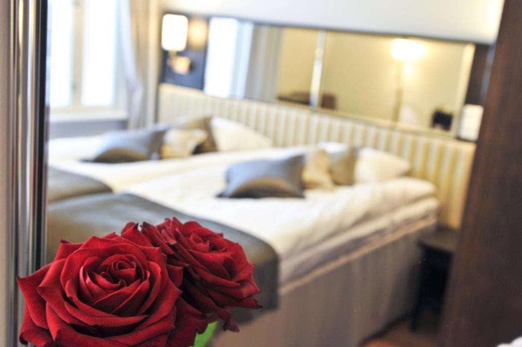 Red & Hotel Narpio